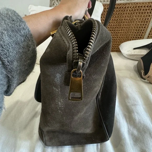 Gucci khaki velvet vintage handbag